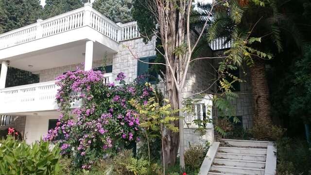Апартаменты BG Villa Apartment XL Сутоморе-16